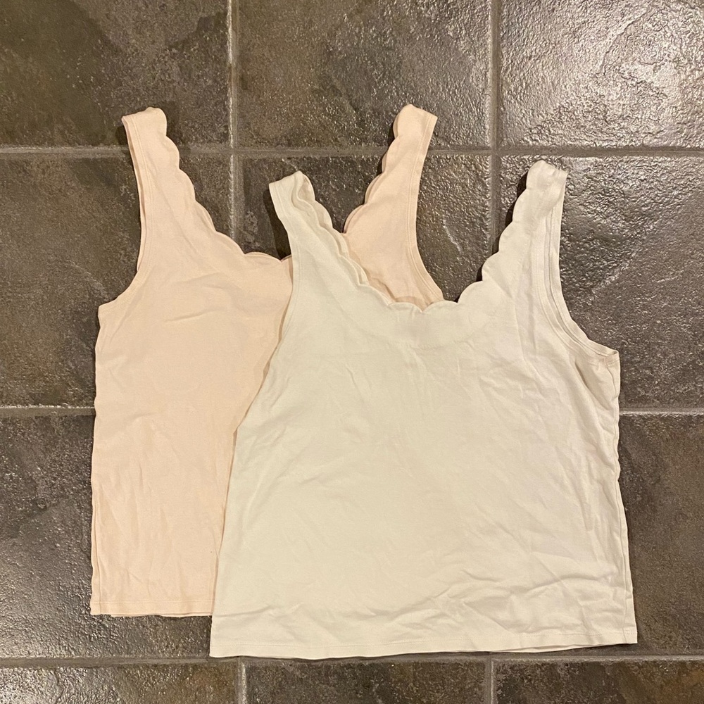 J Crew Factory Bundle 2 Scallop Tank Tops Large in light pink and off white